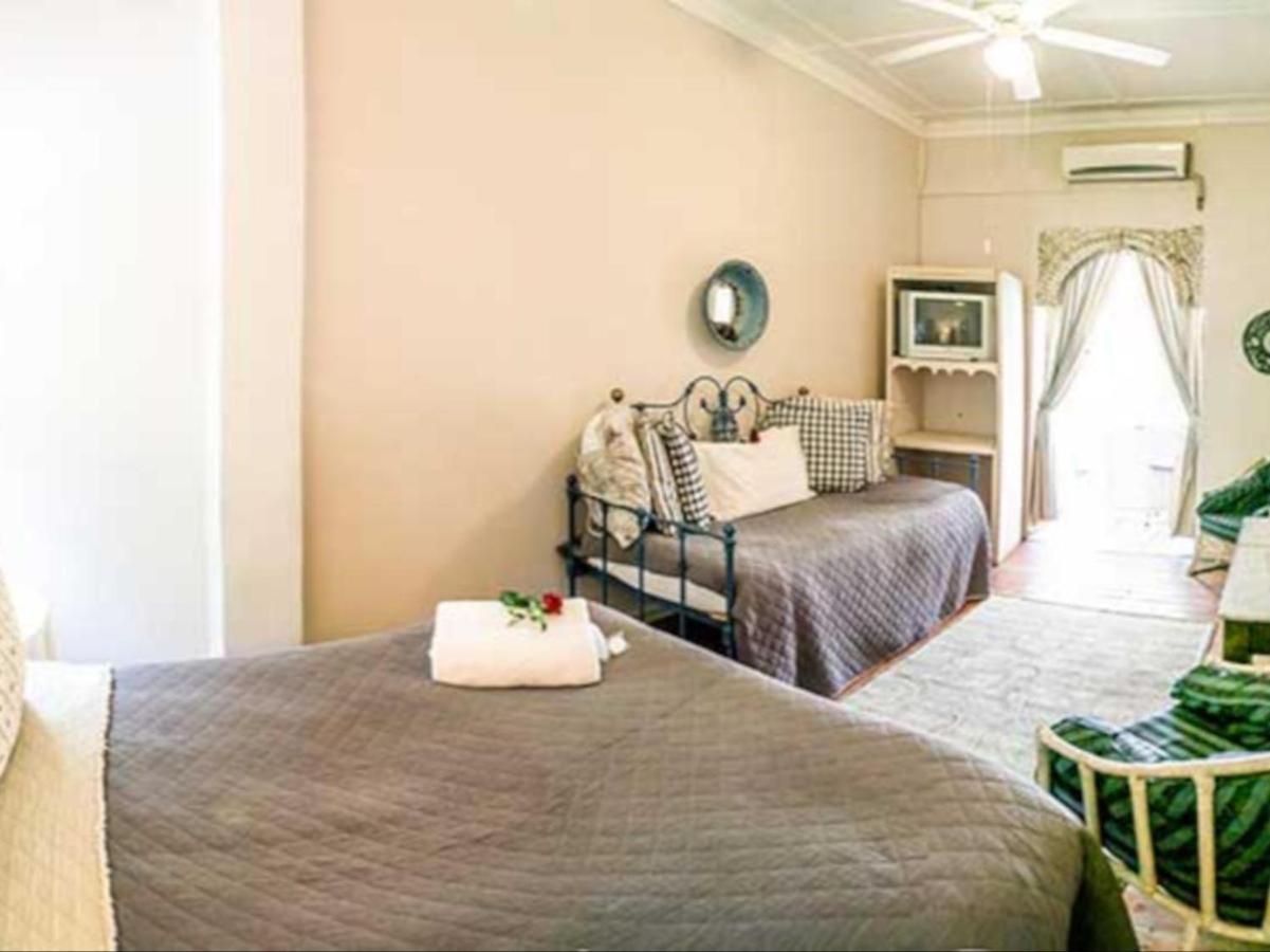 The Green Acorn Guest House Ficksburg Exterior foto